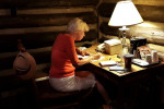 Louise schrijft in haar dagboek